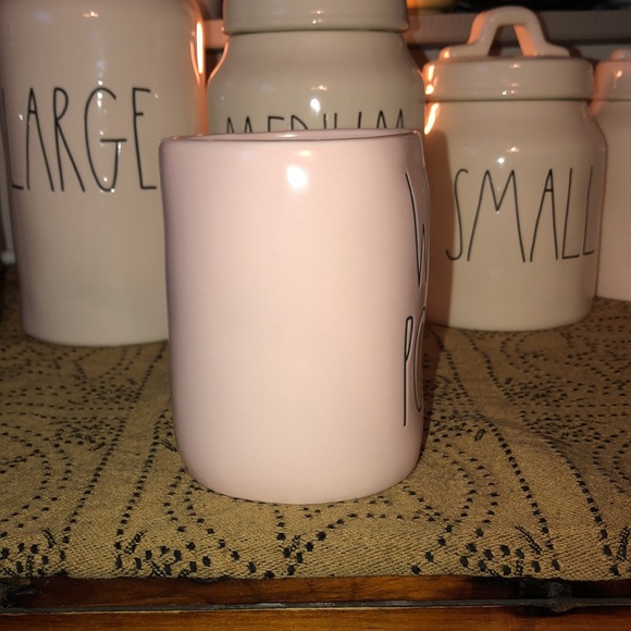 Rae Dunn WIFEY POOH! Mug Pink - Picture 3 of 5